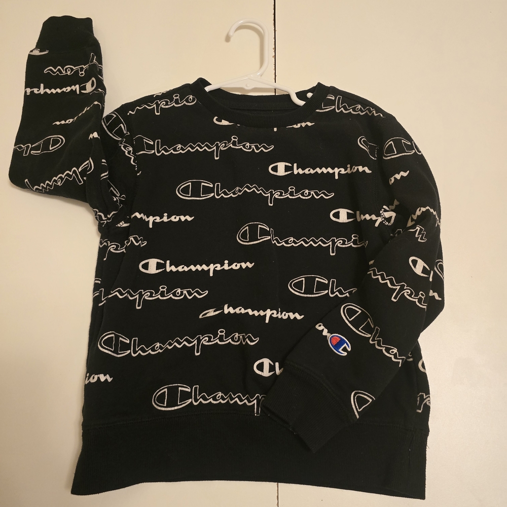 2/15 Champion Black Logo Men's Crewneck Sweater